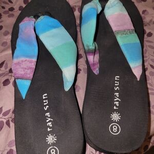 Raya Sun Women's Multicolor Flip Flops